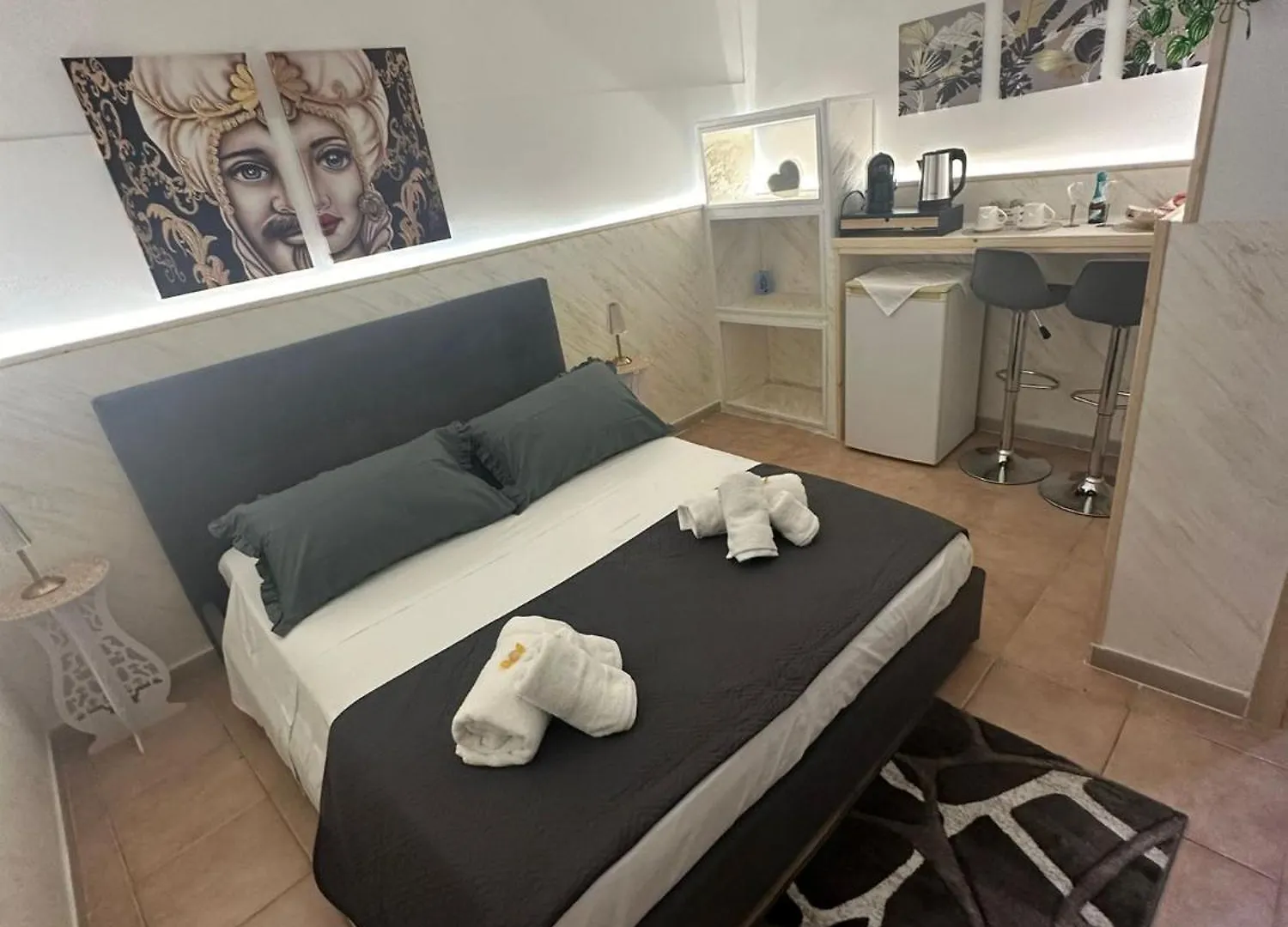 Apartament House Luroke Katania