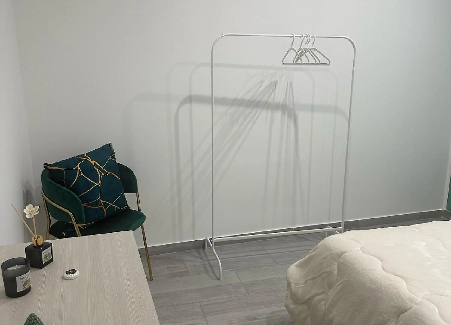 Apartament House Luroke Katania